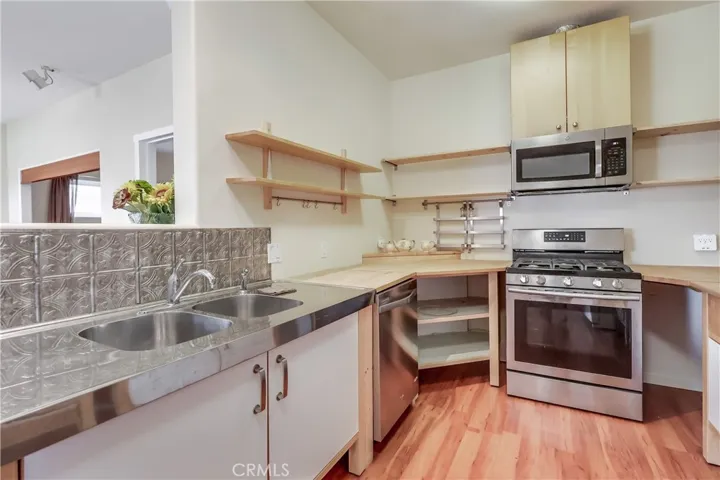 737 33rd St, San Pedro, California 90731