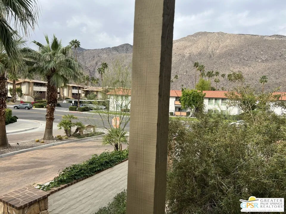 423 Copper Canyon Road, Palm Springs, California 92262 home-pic-33