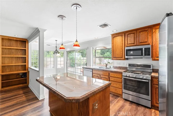 17812 Kennon Drive, Yorba Linda, California 92886