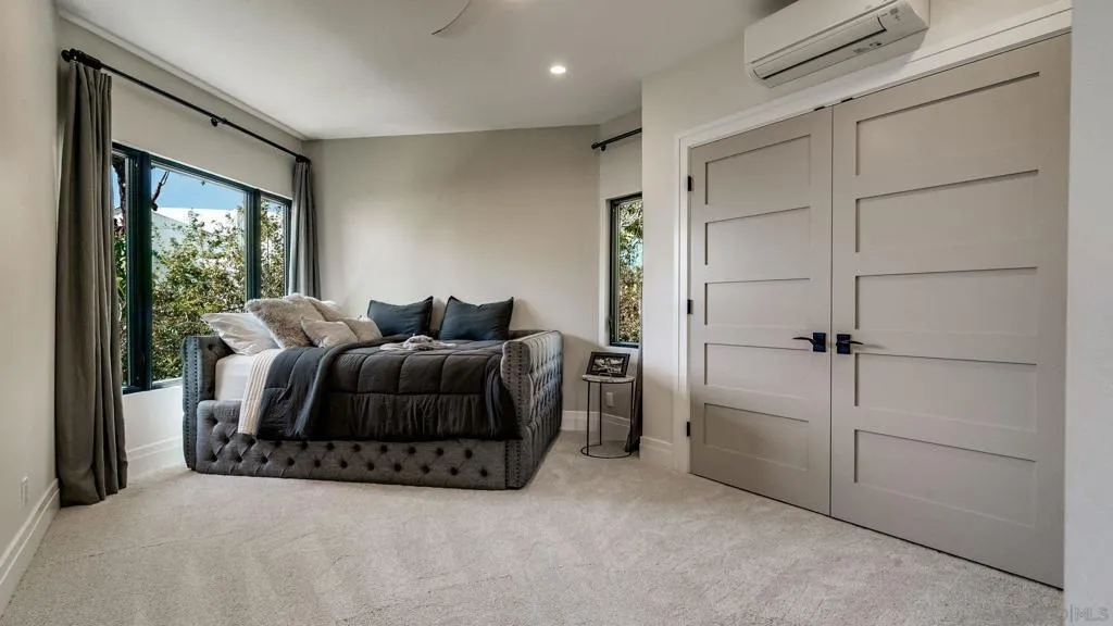 7173 Obelisco Cir, Carlsbad, California 92009 home-pic-35