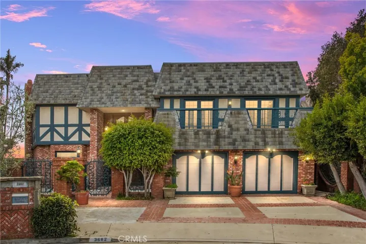 3682 Escapade Circle, Huntington Beach, California 92649
