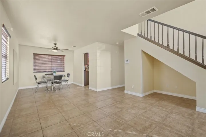 Formal living room, you can have a dining area combo