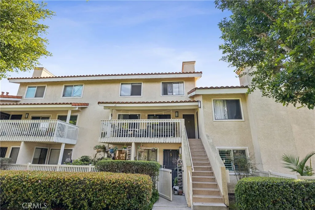 19132 Shoreline Lane 8, Huntington Beach, California 92648 home-pic-0