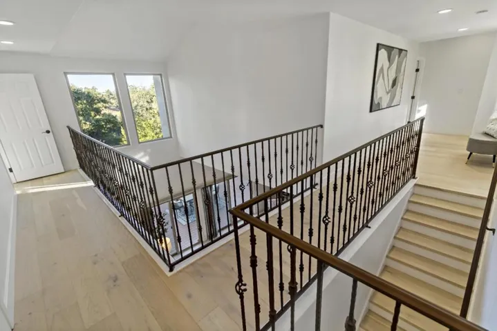 303 Lakeview Way, Redwood City, California 94062