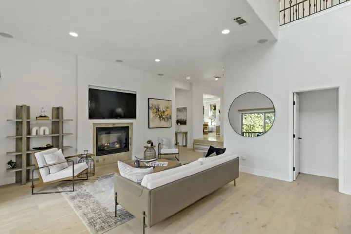 303 Lakeview Way, Redwood City, California 94062