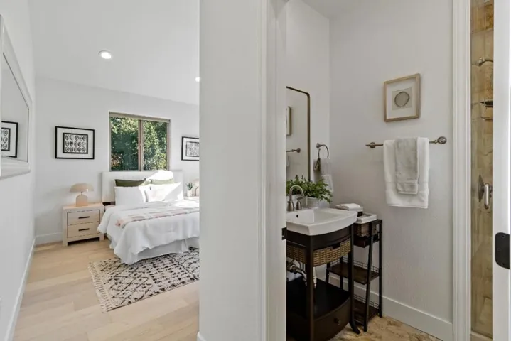 303 Lakeview Way, Redwood City, California 94062