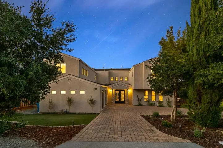 303 Lakeview Way, Redwood City, California 94062