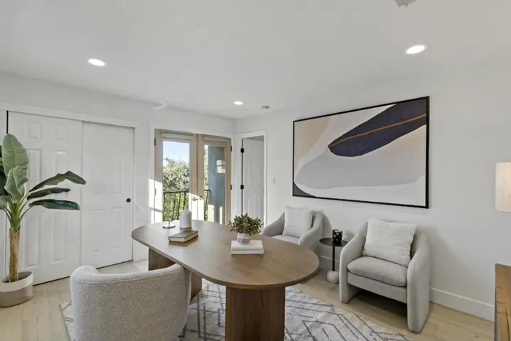 303 Lakeview Way, Redwood City, California 94062