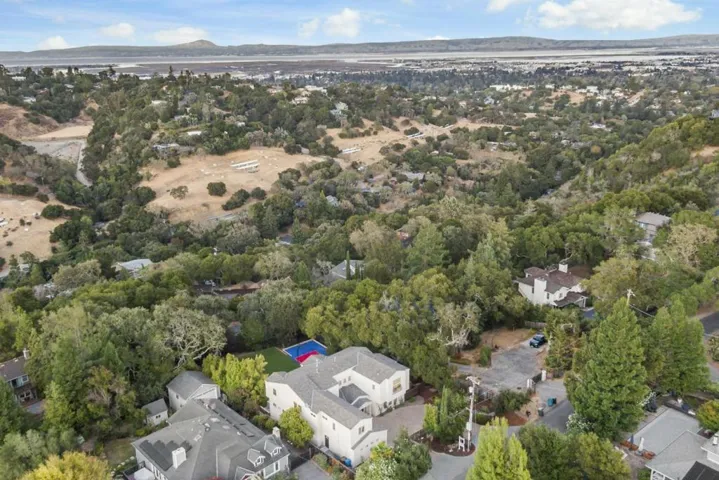303 Lakeview Way, Redwood City, California 94062