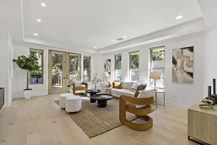 303 Lakeview Way, Redwood City, California 94062