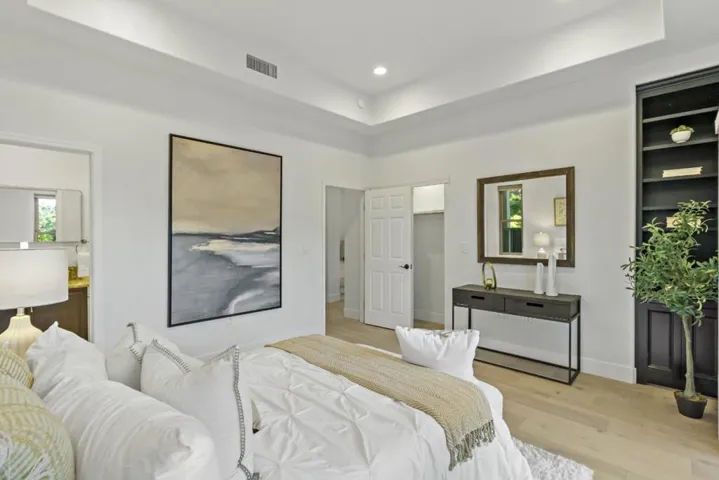 303 Lakeview Way, Redwood City, California 94062