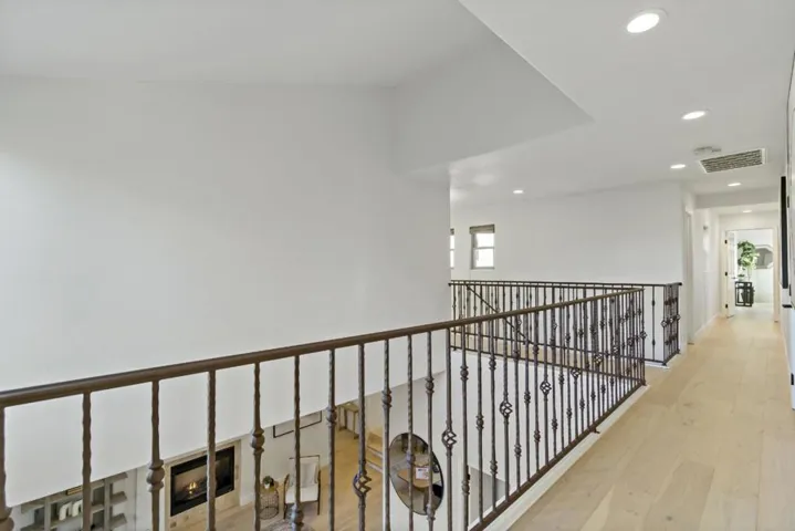 303 Lakeview Way, Redwood City, California 94062