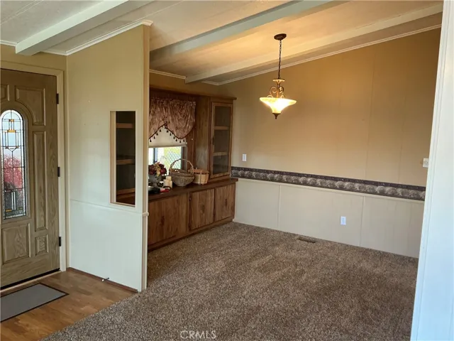 Dining room easy flow from room to room