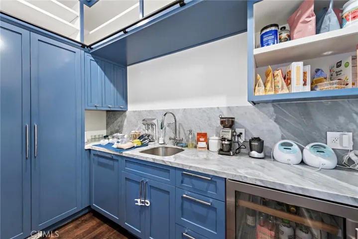 570 Center Street, Laguna Beach, California 92651