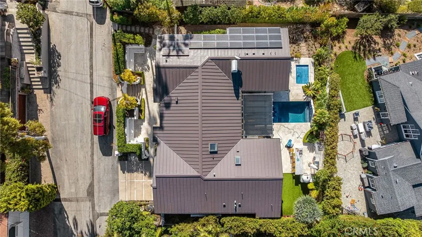 570 Center Street, Laguna Beach, California 92651