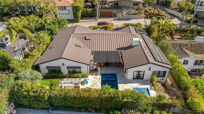 570 Center Street, Laguna Beach, California 92651