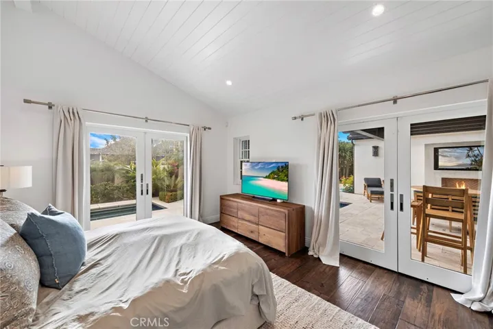 570 Center Street, Laguna Beach, California 92651