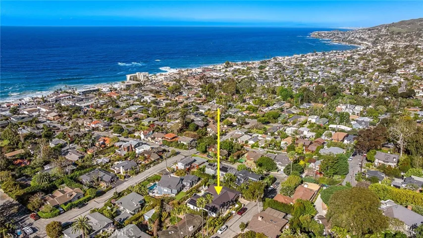 570 Center Street, Laguna Beach, California 92651