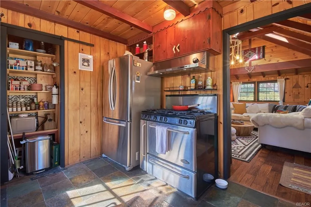 38598 Talbot Drive, Big Bear Lake, California 92315 home-pic-14