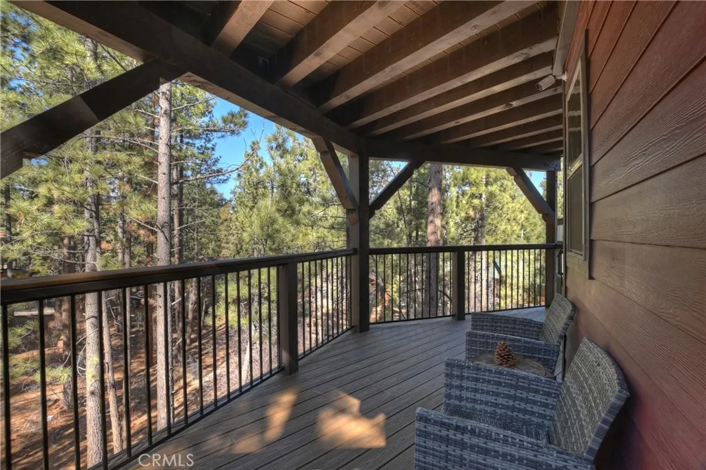 321 Hilltop, Big Bear City, California 92314 home-pic-36