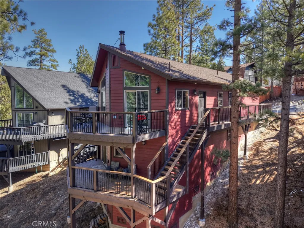321 Hilltop, Big Bear City, California 92314 home-pic-1