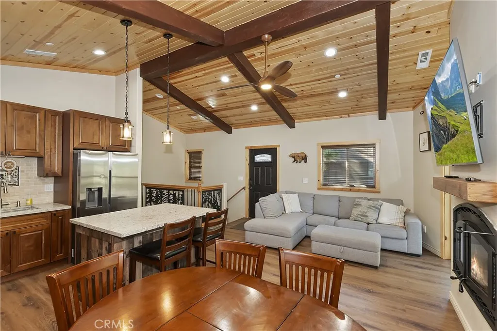 321 Hilltop, Big Bear City, California 92314 home-pic-10