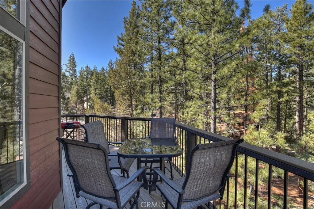 321 Hilltop, Big Bear City, California 92314 home-pic-39