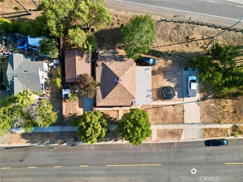 207 E 5th Street, Beaumont, California 92223 home-pic-42