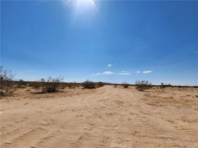 2020 Sunset Road, Joshua Tree, California 92252