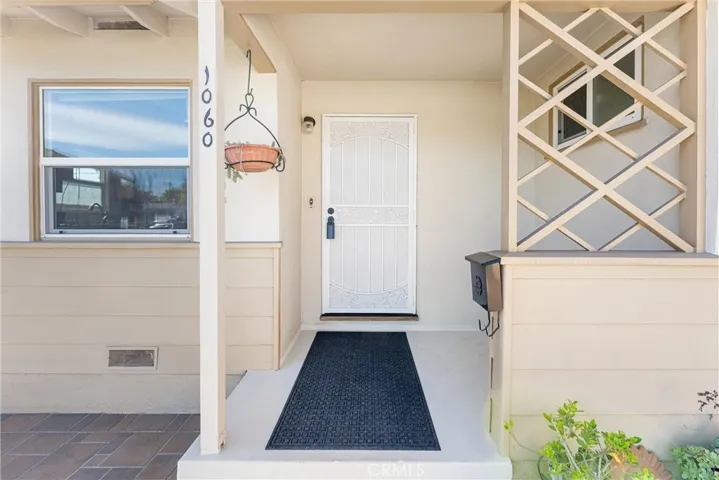 1060 W Arbor Way, Orange, California 92868