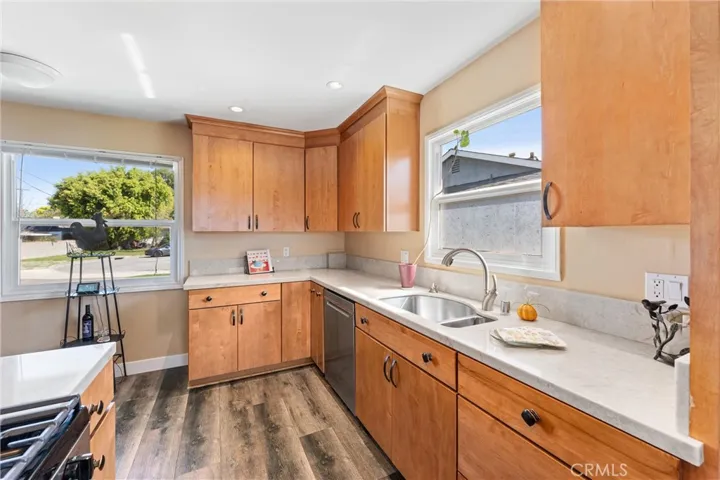 1060 W Arbor Way, Orange, California 92868
