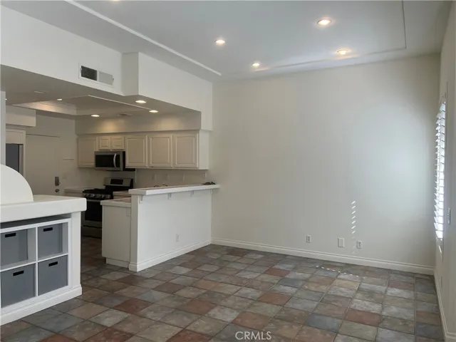92 Carlsbad Lane, Aliso Viejo, California 92656
