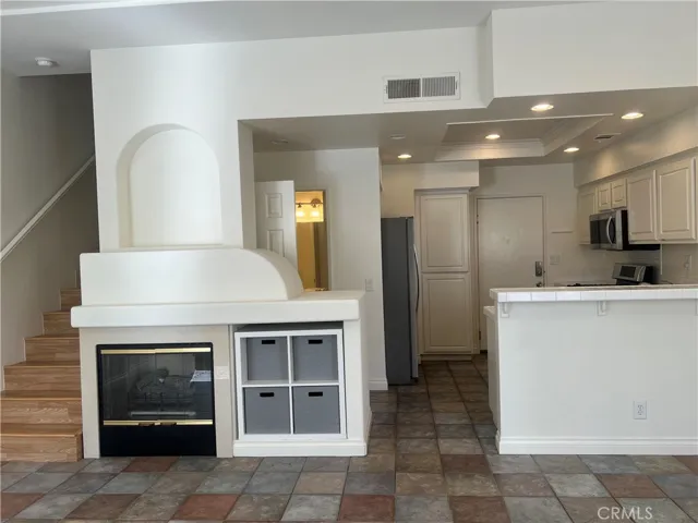 92 Carlsbad Lane, Aliso Viejo, California 92656