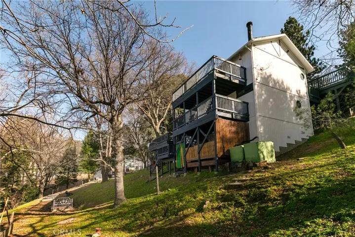 457 Darfo Drive, Crestline, California 92325