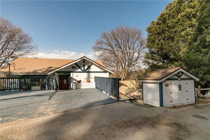 457 Darfo Drive, Crestline, California 92325