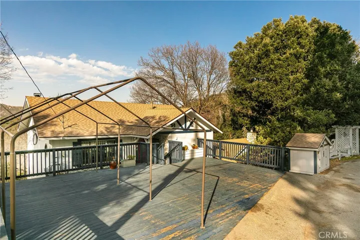 457 Darfo Drive, Crestline, California 92325