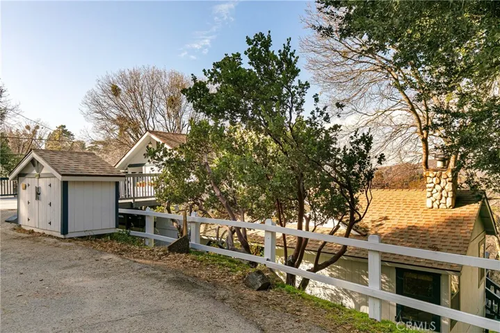457 Darfo Drive, Crestline, California 92325