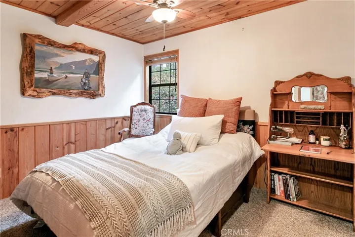 457 Darfo Drive, Crestline, California 92325