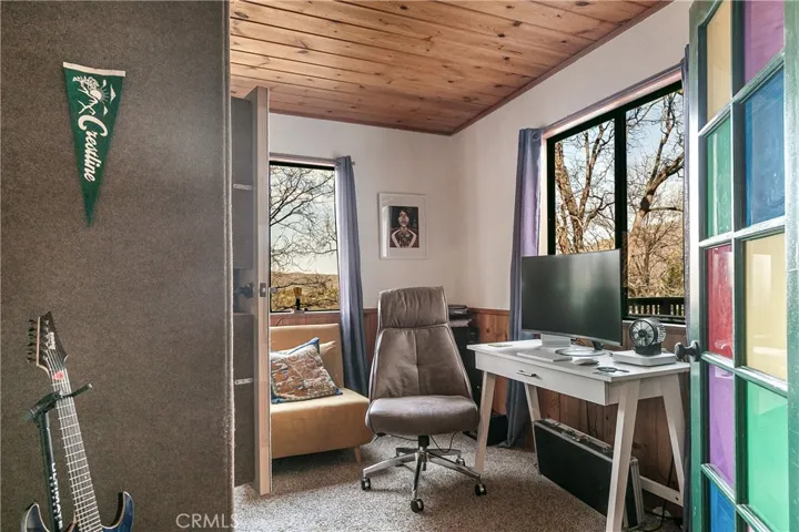 457 Darfo Drive, Crestline, California 92325