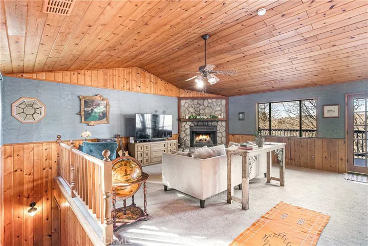 457 Darfo Drive, Crestline, California 92325