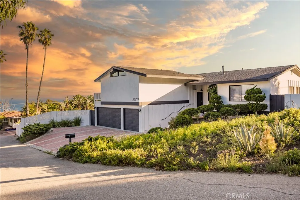 6307 Via Cataldo Street, Malibu, California 90265, 4 Bedrooms Bedrooms, ,3 BathroomsBathrooms,Residential Lease,For Rent,Via Cataldo,SR25045906
