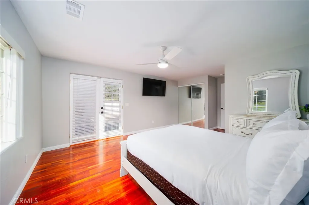 38151 Calle De Lobo, Murrieta, California 92562 home-pic-17