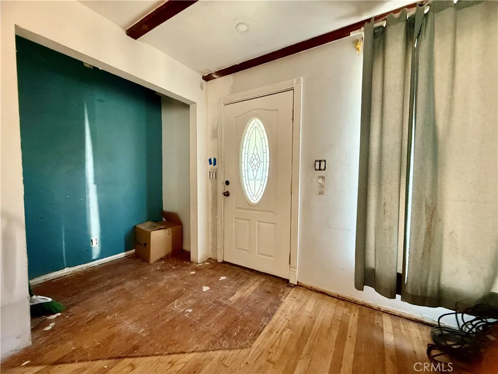 1532 N Ontario Street, Burbank, California 91505 home-pic-28