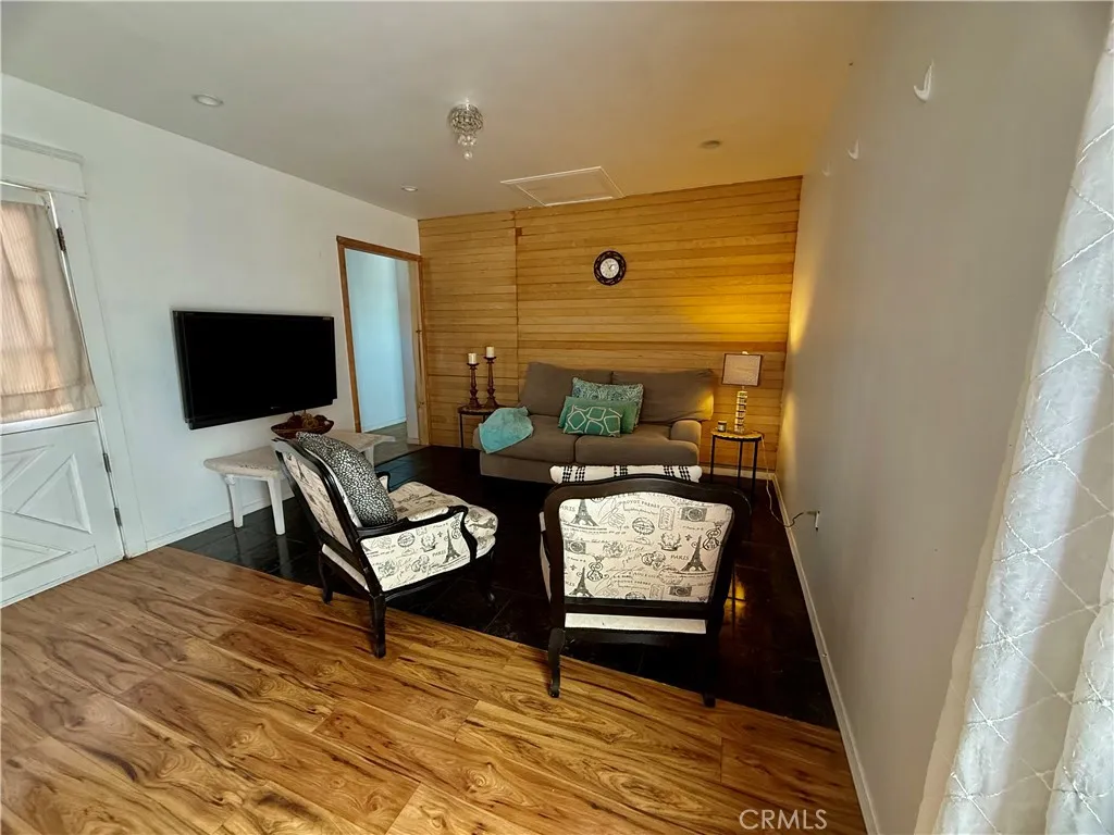 1532 N Ontario Street, Burbank, California 91505 home-pic-7
