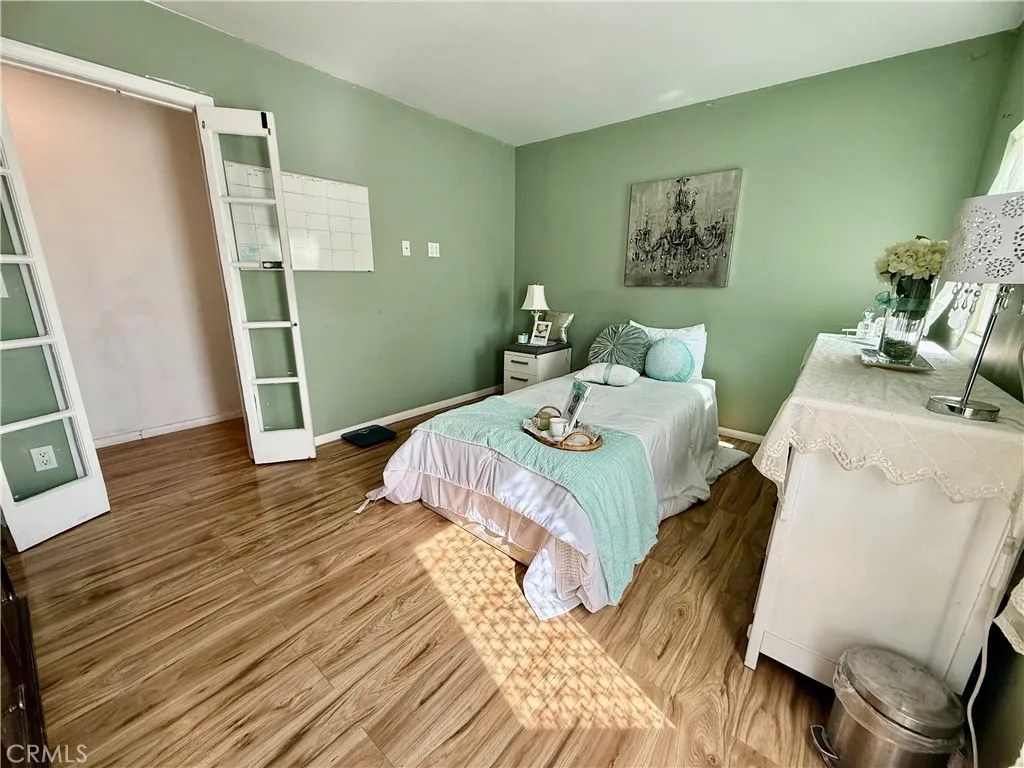 1532 N Ontario Street, Burbank, California 91505 home-pic-18