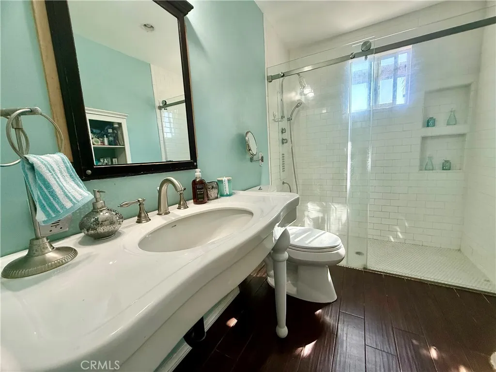 1532 N Ontario Street, Burbank, California 91505 home-pic-13