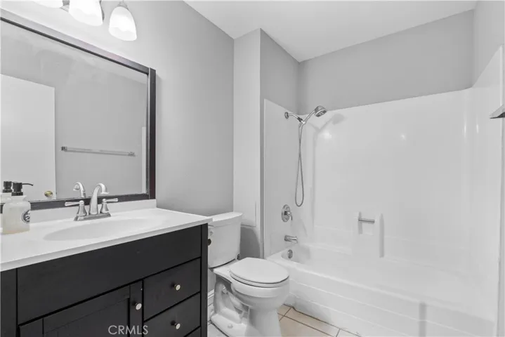 2061 W Redlands Boulevard 7e, Redlands, California 92373