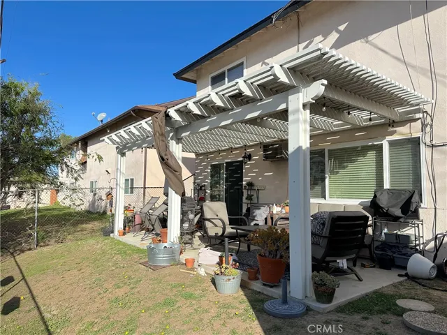 Backyard unit B