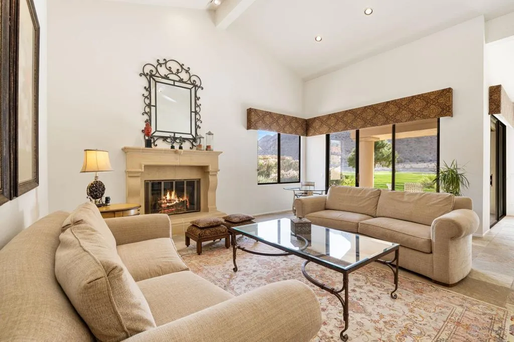 54745 Riviera, La Quinta, California 92253 home-pic-0