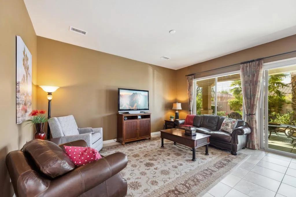 40947 Corte Pelicano, Indio, California 92203 home-pic-3